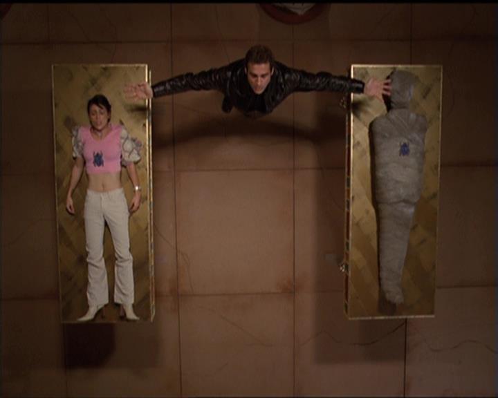 Charmed-Online-dot-510YTuMummyTambien0926.jpg