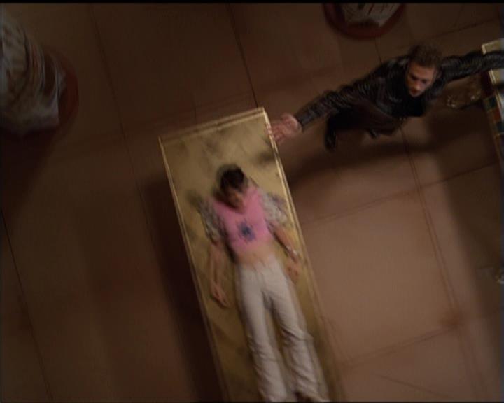 Charmed-Online-dot-510YTuMummyTambien0928.jpg