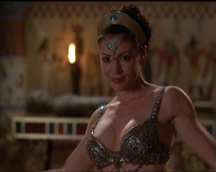 Charmed-Online-dot-510YTuMummyTambien1128.jpg