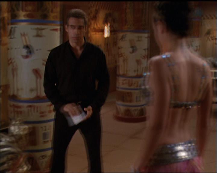 Charmed-Online-dot-510YTuMummyTambien1139.jpg Charmed-Online-dot-510YTuMummyTambien1139.jpg