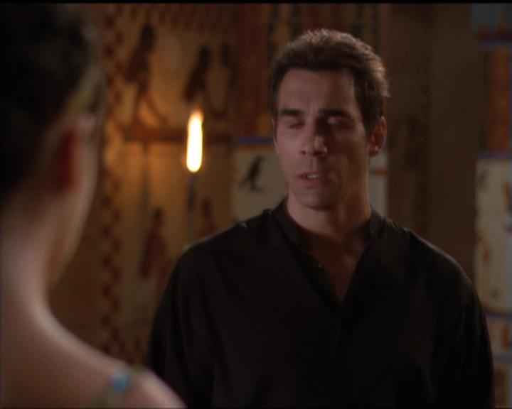 Charmed-Online-dot-510YTuMummyTambien1158.jpg Charmed-Online-dot-510YTuMummyTambien1158.jpg