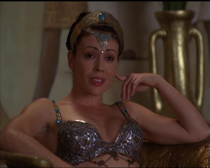 Charmed-Online-dot-510YTuMummyTambien1225.jpg