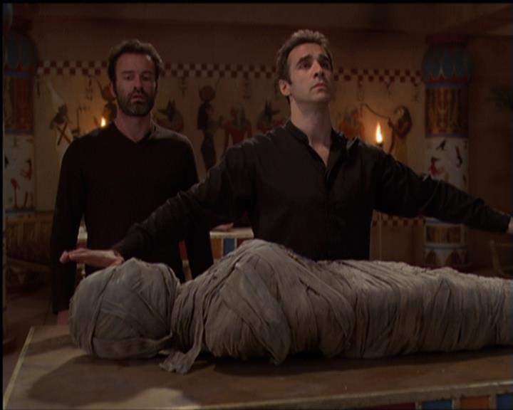 Charmed-Online-dot-510YTuMummyTambien1483.jpg