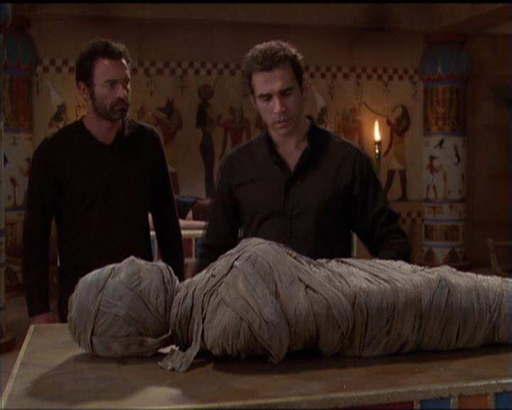 Charmed-Online-dot-510YTuMummyTambien1488.jpg