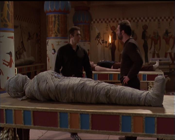 Charmed-Online-dot-510YTuMummyTambien1495.jpg
