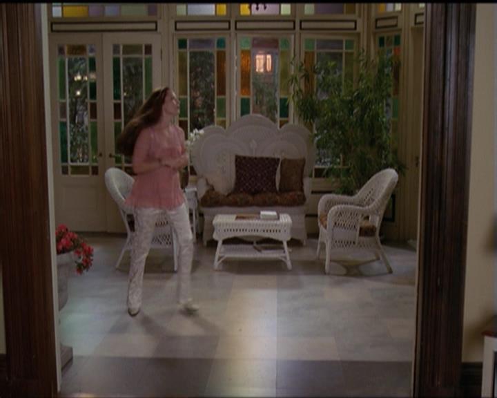 Charmed-Online-dot-510YTuMummyTambien1533.jpg Charmed-Online-dot-510YTuMummyTambien1533.jpg