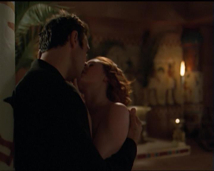 Charmed-Online-dot-510YTuMummyTambien1845.jpg Charmed-Online-dot-510YTuMummyTambien1845.jpg