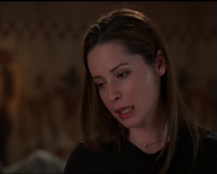 Charmed-Online-dot-510YTuMummyTambien2200.jpg Charmed-Online-dot-510YTuMummyTambien2200.jpg