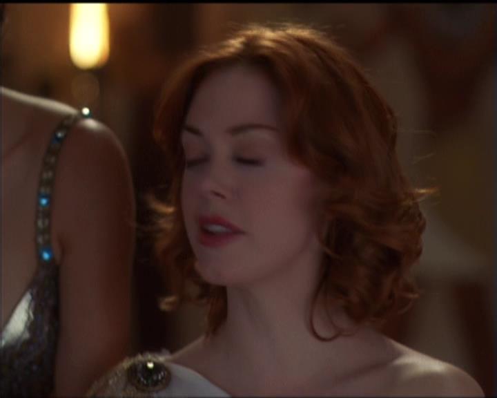 Charmed-Online-dot-510YTuMummyTambien2302.jpg Charmed-Online-dot-510YTuMummyTambien2302.jpg