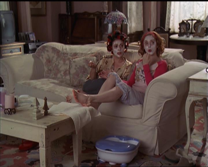 Charmed-Online-dot-510YTuMummyTambien2323.jpg Charmed-Online-dot-510YTuMummyTambien2323.jpg