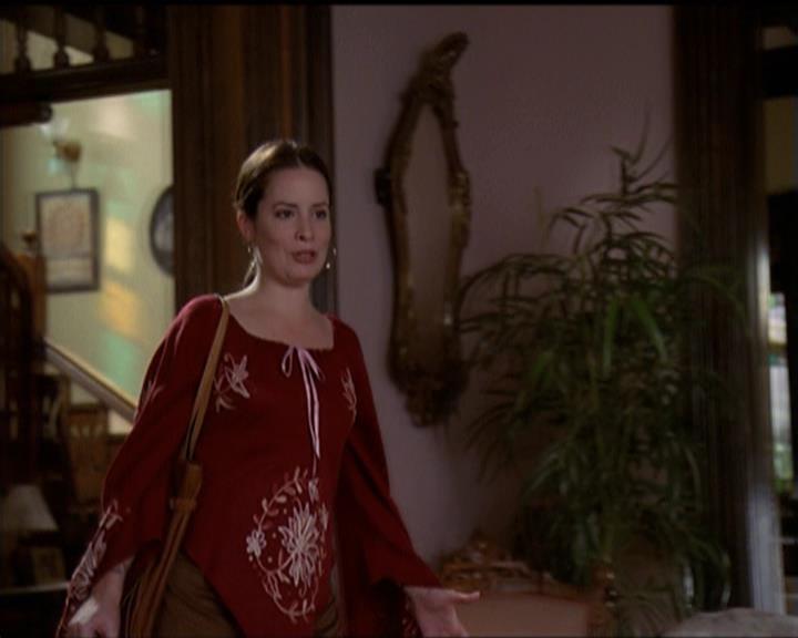 Charmed-Online-dot-510YTuMummyTambien2326.jpg