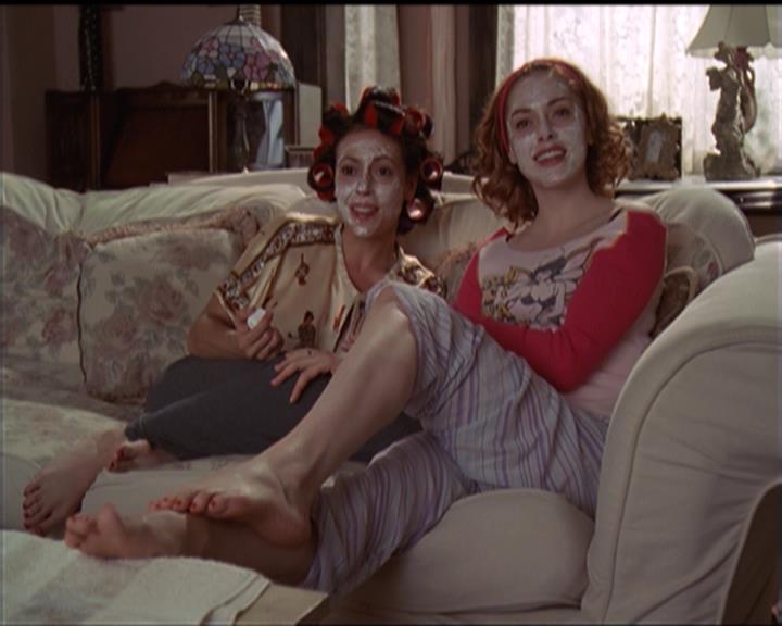 Charmed-Online-dot-510YTuMummyTambien2367.jpg