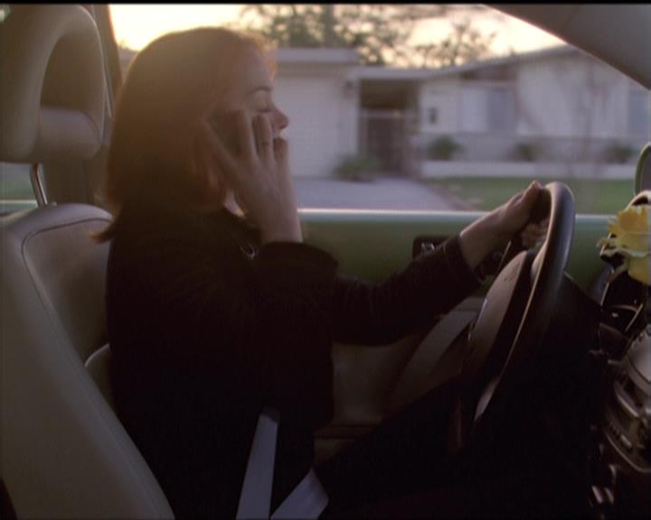 Charmed-Online-dot-511TheImportanceOfBeingPhoebe0035.jpg
