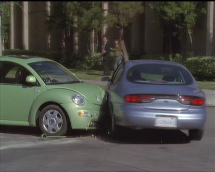 Charmed-Online-dot-511TheImportanceOfBeingPhoebe0049.jpg