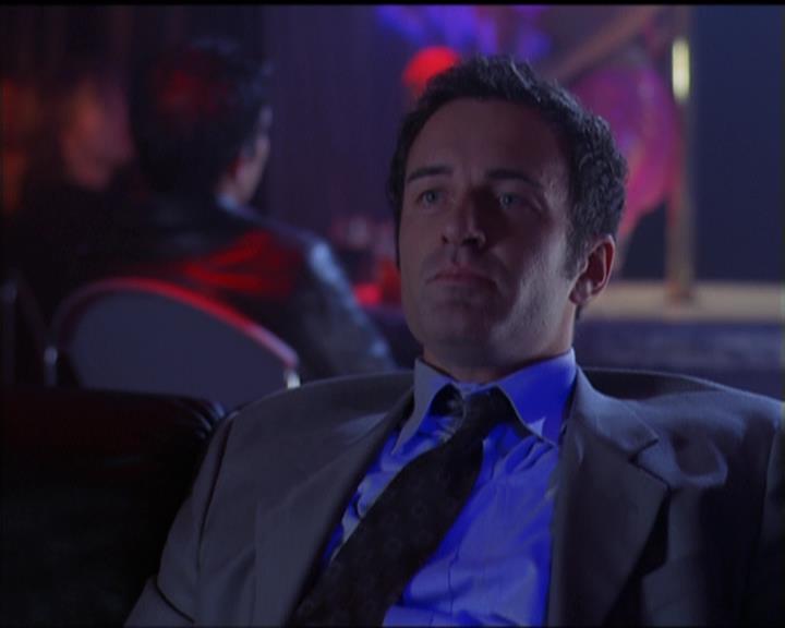 Charmed-Online-dot-511TheImportanceOfBeingPhoebe0121.jpg