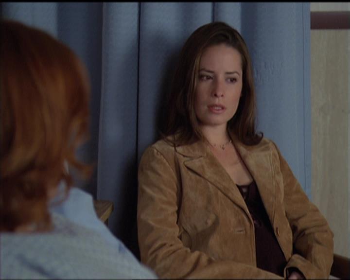 Charmed-Online-dot-511TheImportanceOfBeingPhoebe0310.jpg Charmed-Online-dot-511TheImportanceOfBeingPhoebe0310.jpg