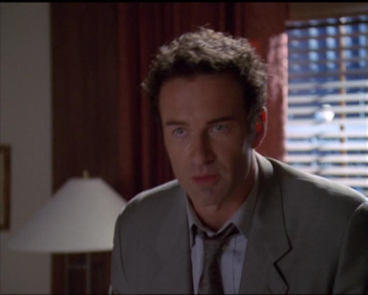 Charmed-Online-dot-511TheImportanceOfBeingPhoebe0396.jpg