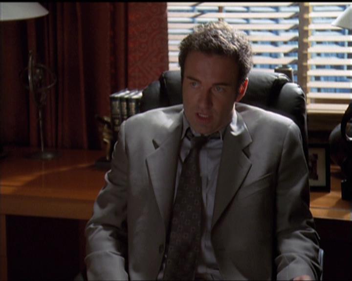 Charmed-Online-dot-511TheImportanceOfBeingPhoebe0400.jpg