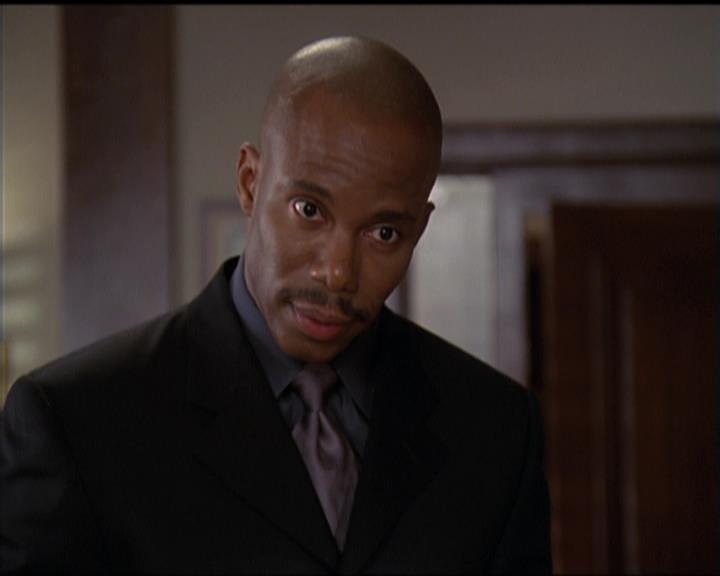 Charmed-Online-dot-511TheImportanceOfBeingPhoebe0413.jpg