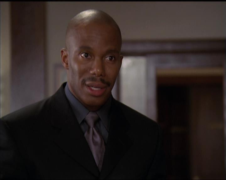 Charmed-Online-dot-511TheImportanceOfBeingPhoebe0453.jpg