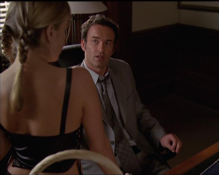 Charmed-Online-dot-511TheImportanceOfBeingPhoebe0455.jpg