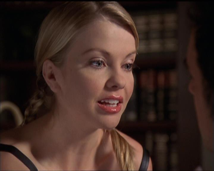Charmed-Online-dot-511TheImportanceOfBeingPhoebe0470.jpg