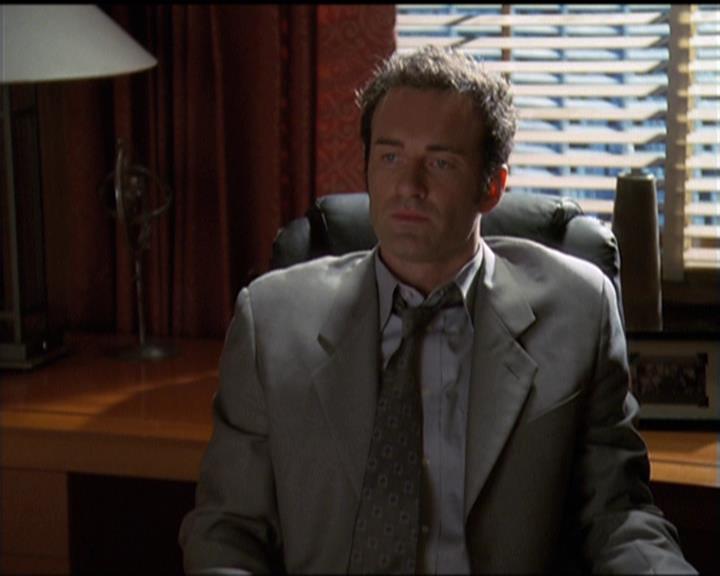 Charmed-Online-dot-511TheImportanceOfBeingPhoebe0504.jpg