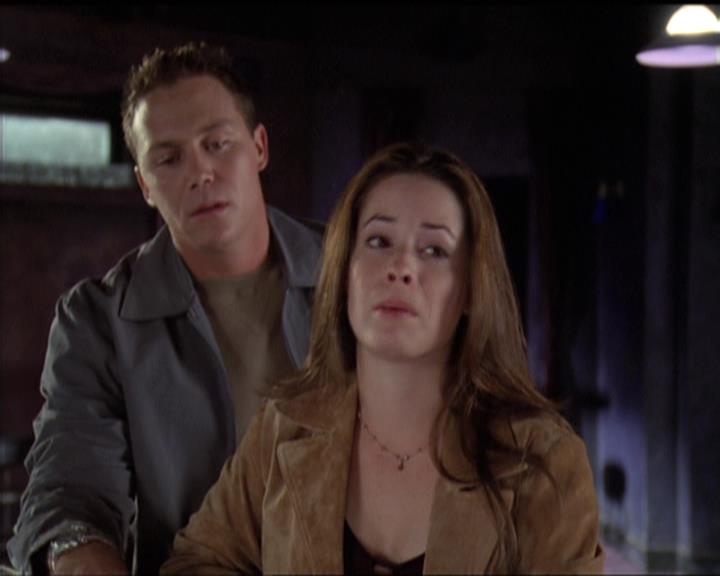 Charmed-Online-dot-511TheImportanceOfBeingPhoebe0521.jpg