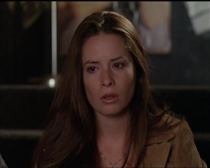 Charmed-Online-dot-511TheImportanceOfBeingPhoebe0597.jpg