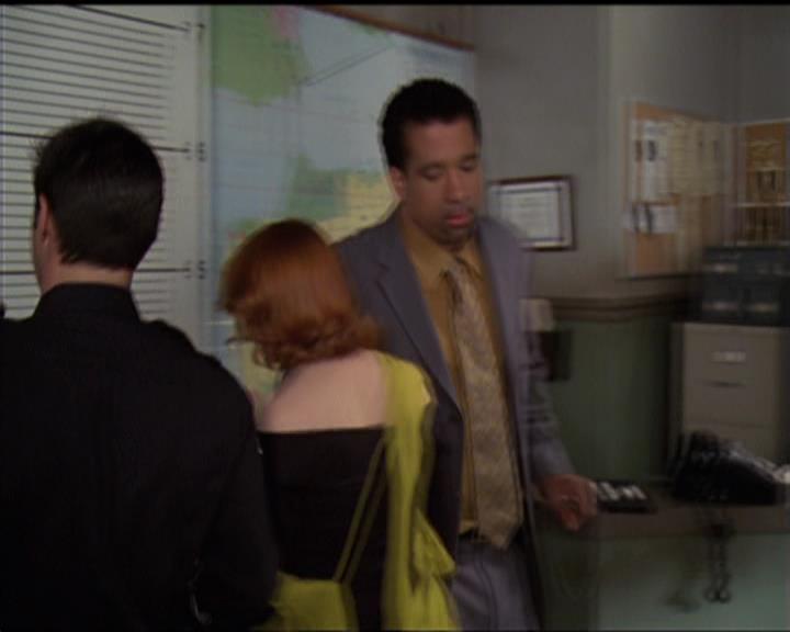 Charmed-Online-dot-511TheImportanceOfBeingPhoebe0624.jpg