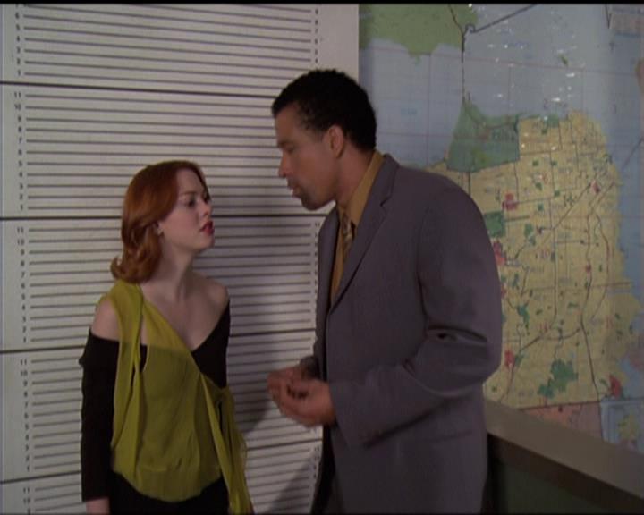 Charmed-Online-dot-511TheImportanceOfBeingPhoebe0644.jpg