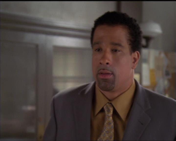 Charmed-Online-dot-511TheImportanceOfBeingPhoebe0651.jpg