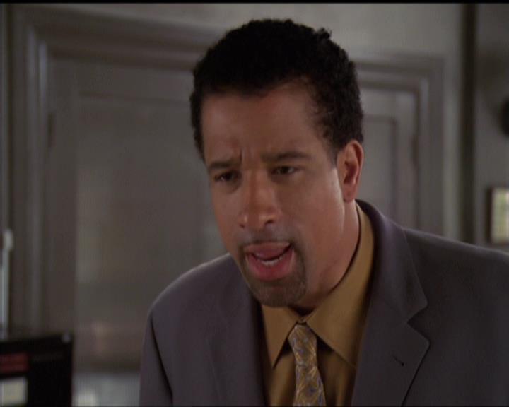 Charmed-Online-dot-511TheImportanceOfBeingPhoebe0672.jpg