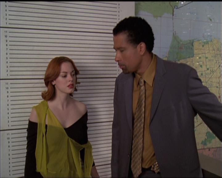 Charmed-Online-dot-511TheImportanceOfBeingPhoebe0676.jpg