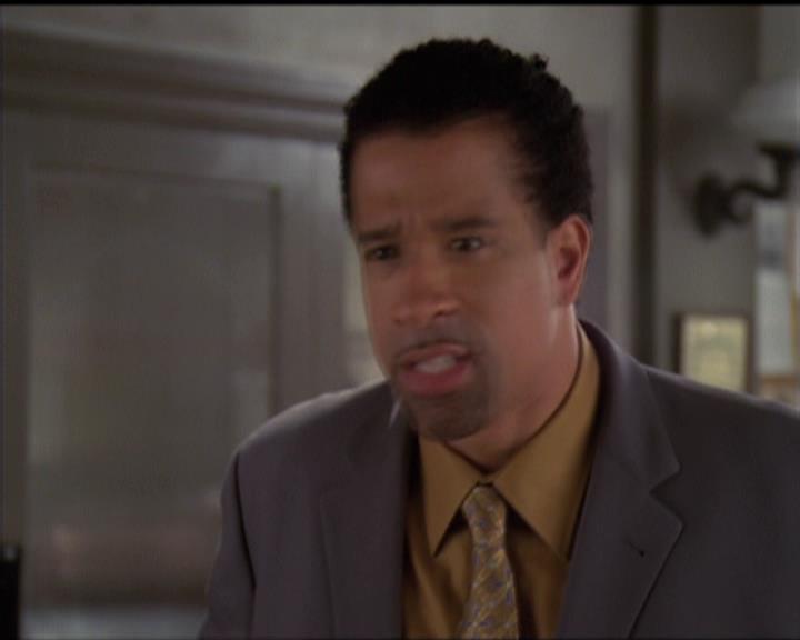 Charmed-Online-dot-511TheImportanceOfBeingPhoebe0681.jpg