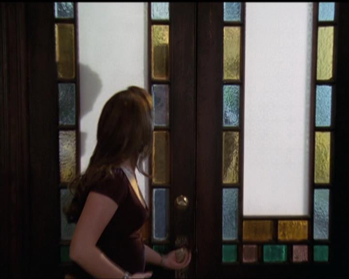 Charmed-Online-dot-511TheImportanceOfBeingPhoebe0758.jpg