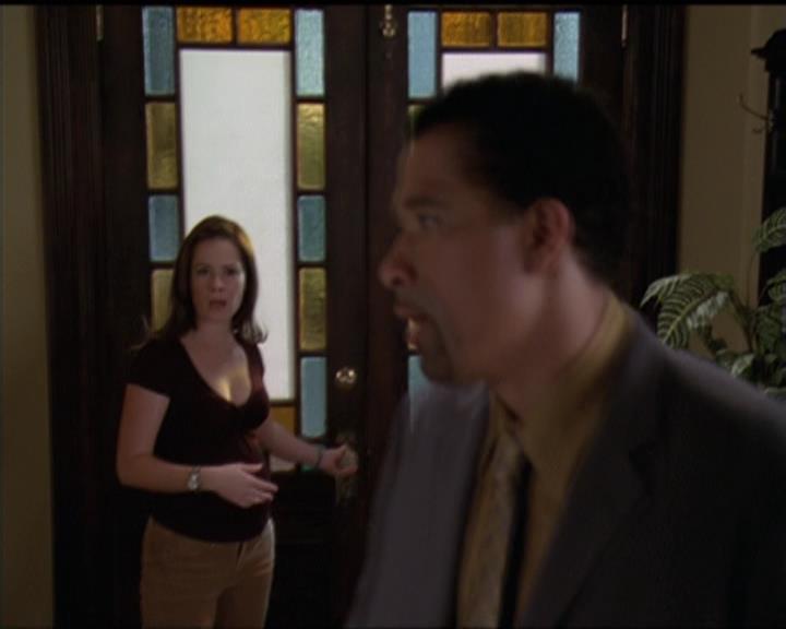 Charmed-Online-dot-511TheImportanceOfBeingPhoebe0763.jpg