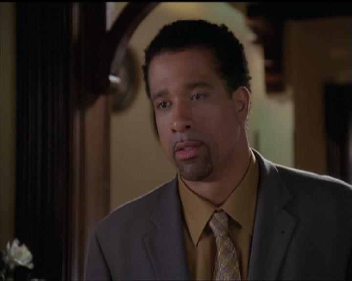 Charmed-Online-dot-511TheImportanceOfBeingPhoebe0772.jpg