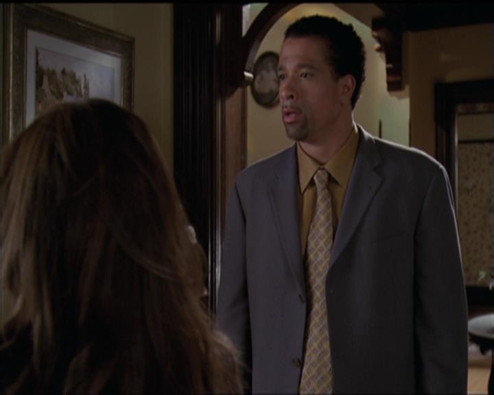 Charmed-Online-dot-511TheImportanceOfBeingPhoebe0783.jpg