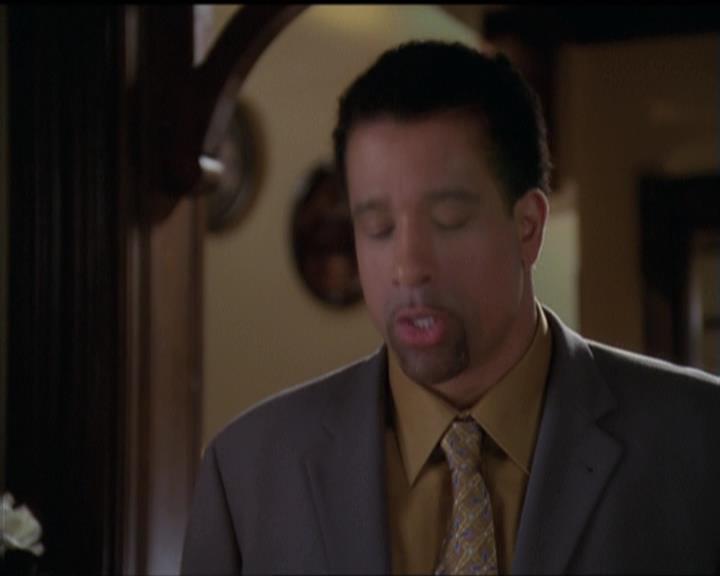 Charmed-Online-dot-511TheImportanceOfBeingPhoebe0802.jpg