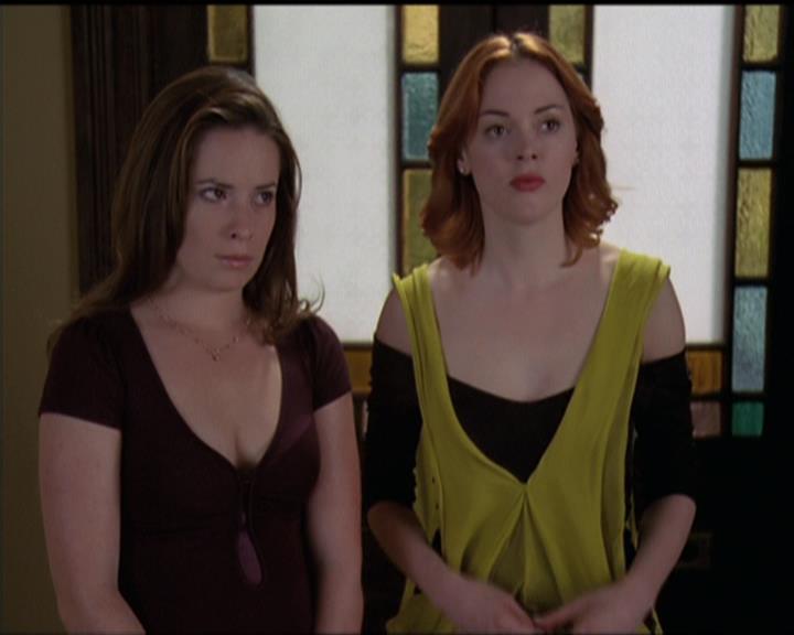 Charmed-Online-dot-511TheImportanceOfBeingPhoebe0811.jpg