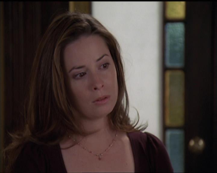 Charmed-Online-dot-511TheImportanceOfBeingPhoebe0842.jpg