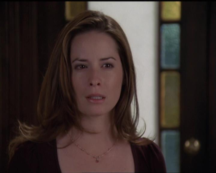 Charmed-Online-dot-511TheImportanceOfBeingPhoebe0847.jpg