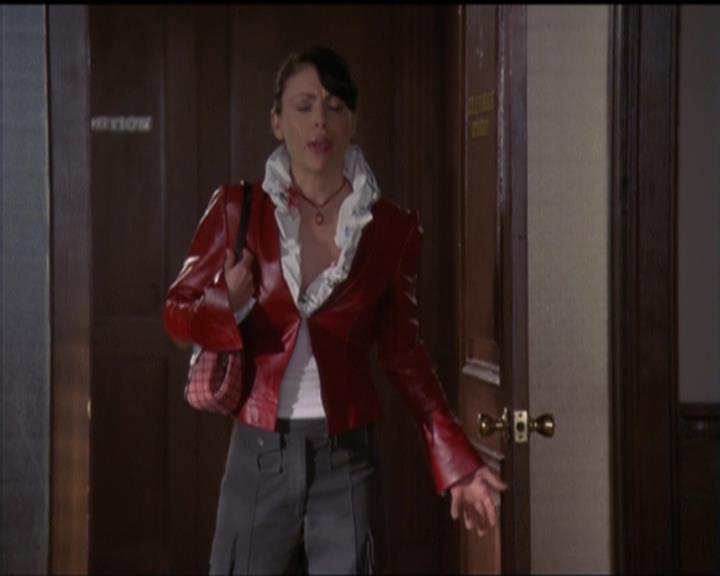 Charmed-Online-dot-511TheImportanceOfBeingPhoebe0856.jpg
