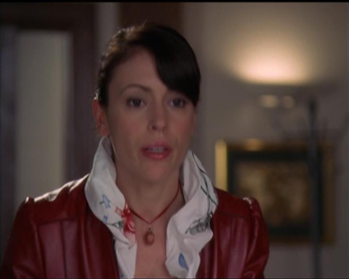 Charmed-Online-dot-511TheImportanceOfBeingPhoebe0899.jpg