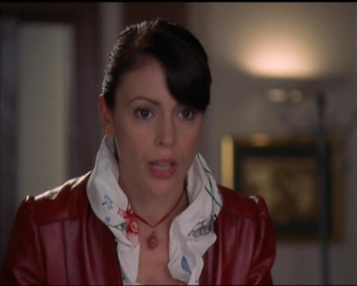Charmed-Online-dot-511TheImportanceOfBeingPhoebe0901.jpg