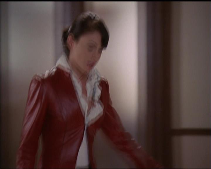 Charmed-Online-dot-511TheImportanceOfBeingPhoebe0921.jpg