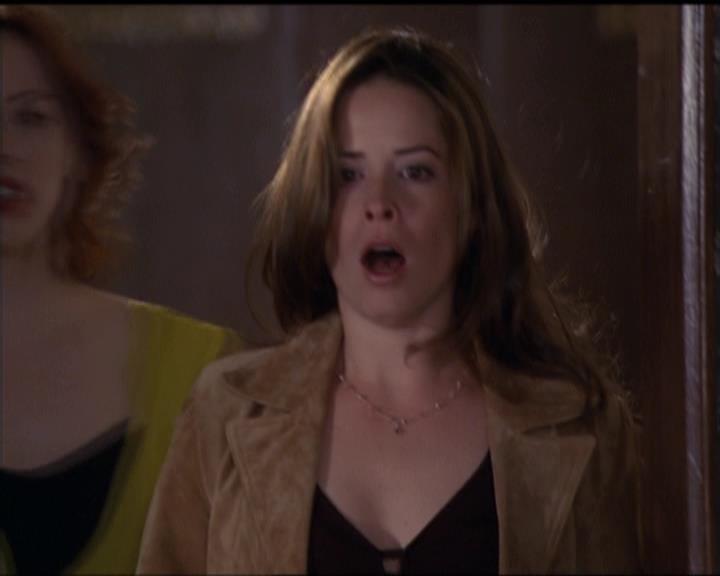 Charmed-Online-dot-511TheImportanceOfBeingPhoebe0956.jpg Charmed-Online-dot-511TheImportanceOfBeingPhoebe0956.jpg