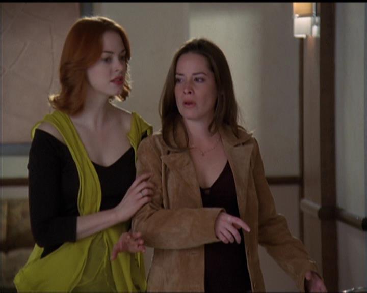 Charmed-Online-dot-511TheImportanceOfBeingPhoebe0983.jpg
