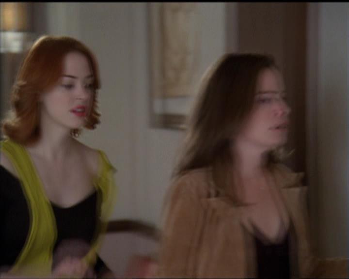 Charmed-Online-dot-511TheImportanceOfBeingPhoebe0989.jpg